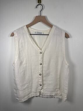 Cut Loose Classic Solid Linen Vest in White, Large